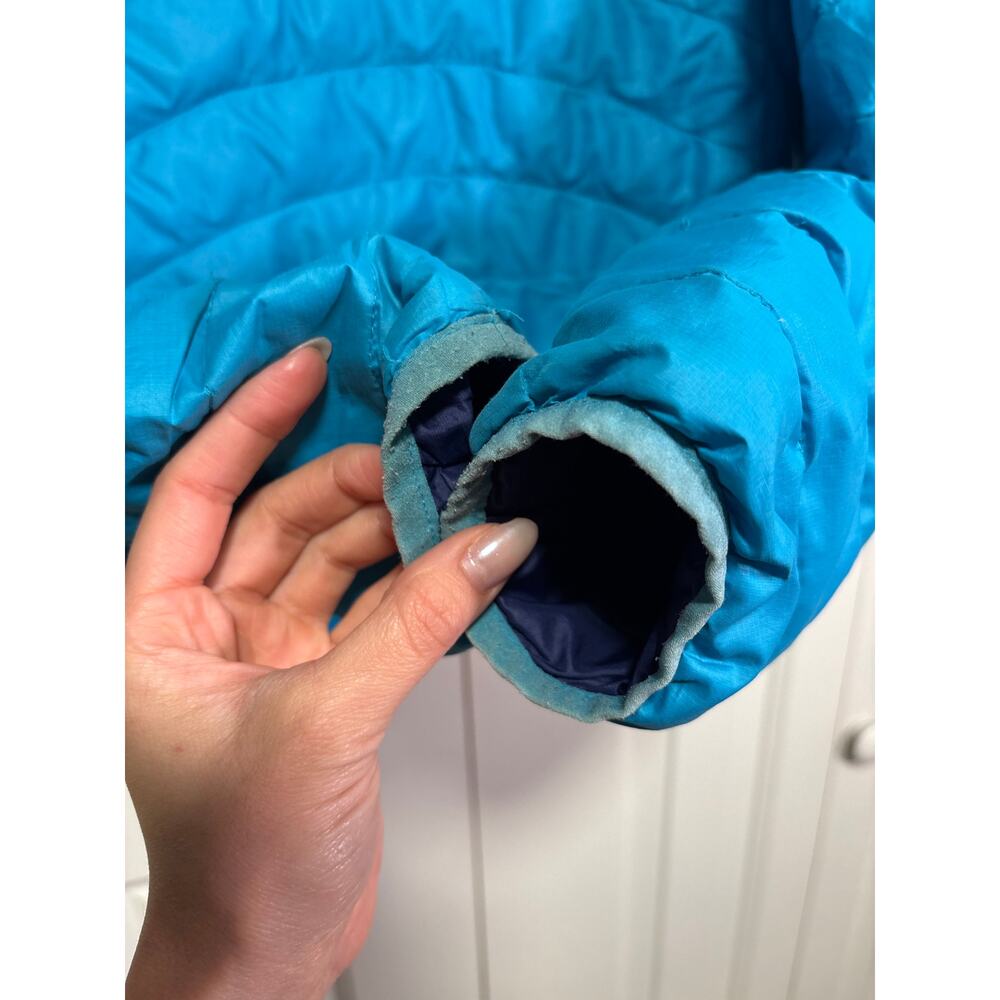 Patagonia Women's Light Blue Puffer Jacket S - Picture 7 of 7